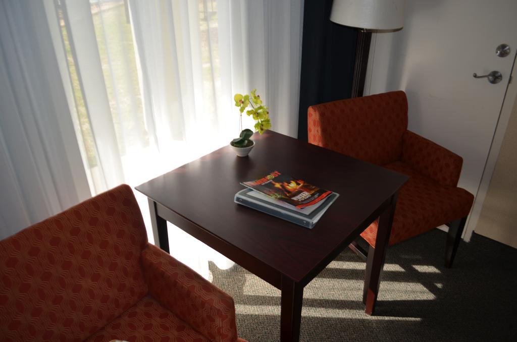Chapel Hill University Inn Exteriör bild
